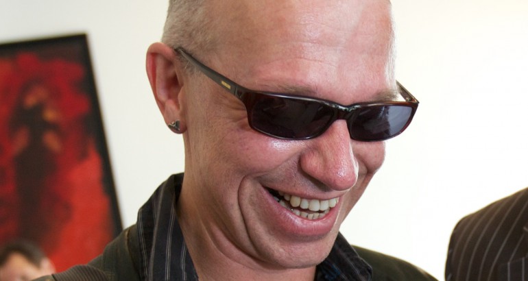 Waarom draagt Paul van Loon altijd een zonnebril? | Willem Wever